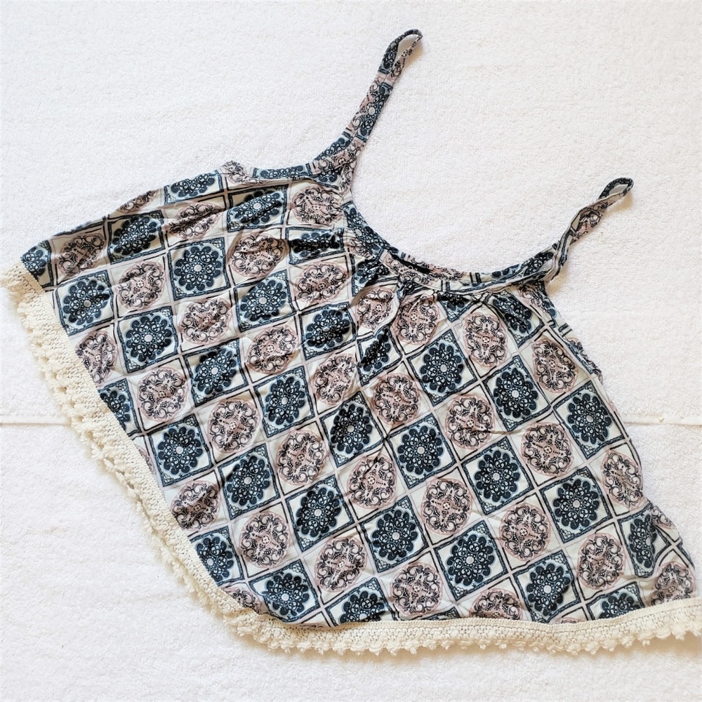 Rue21 Cropped Tank – M